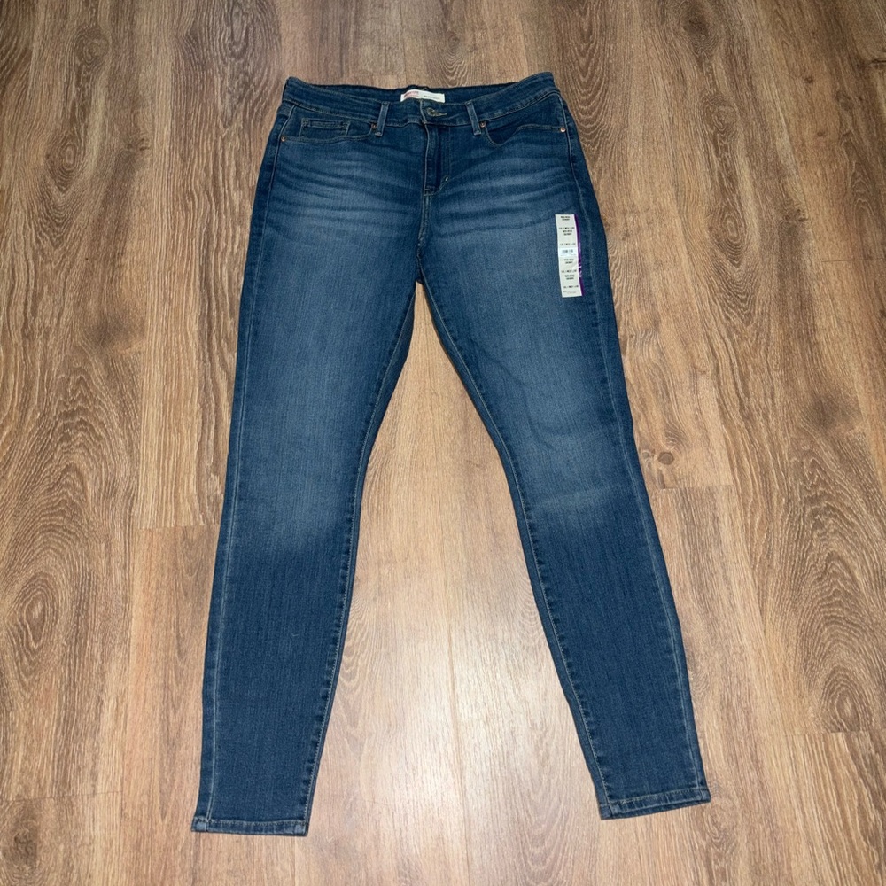 Levi’s Women’s Skinny Jeans Brand New